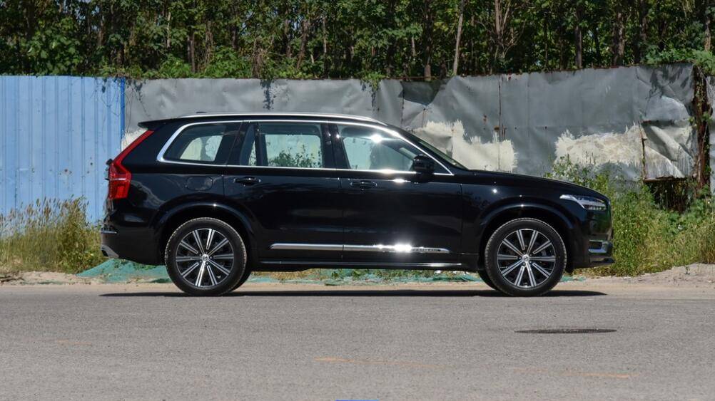 代表北欧豪华的沃尔沃xc90,四驱加8at到底咋样