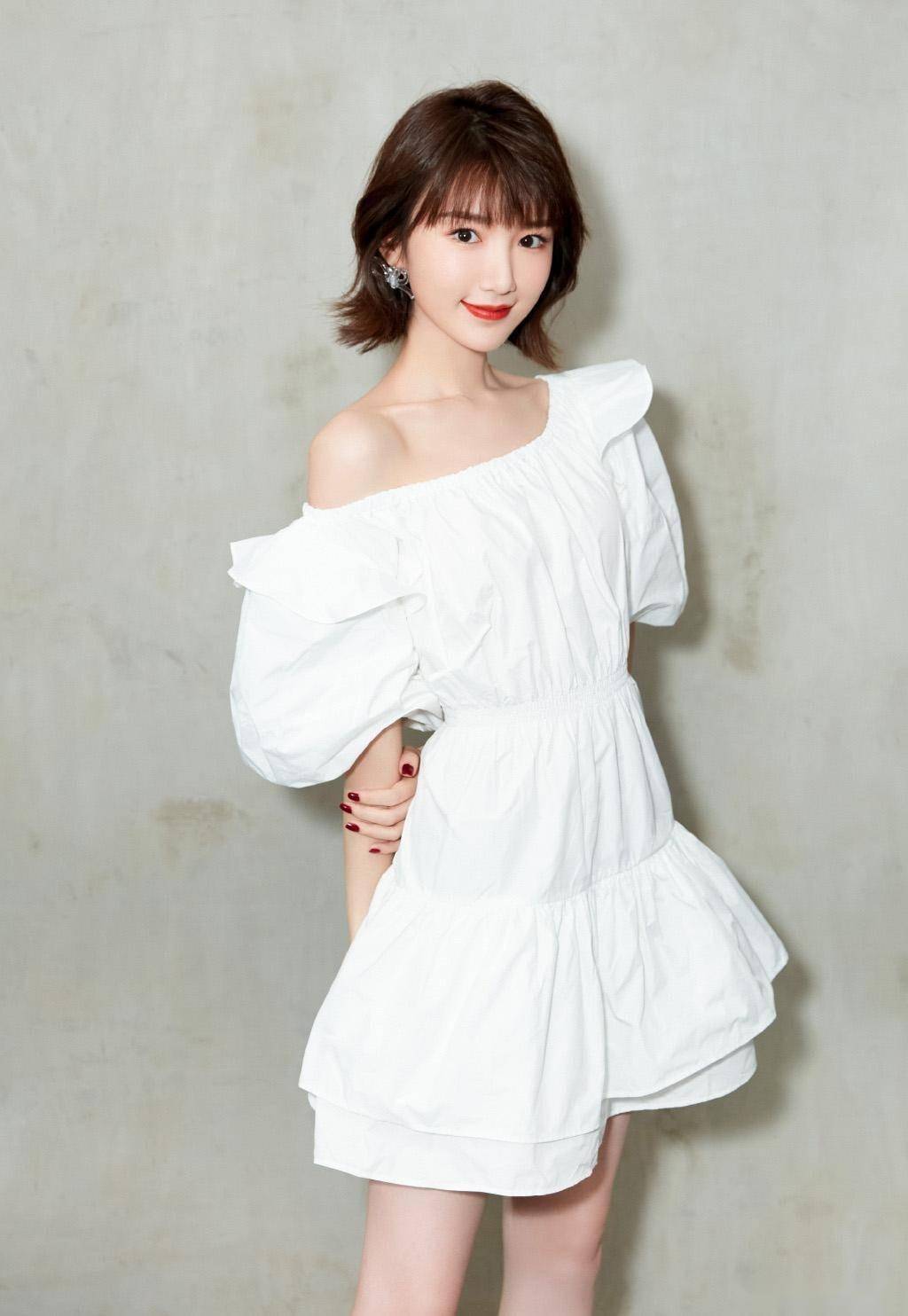 95后小花的实力派代表!_身材_精神_演技