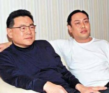 生也是一位演员除此之外,他的家中是从事银行生意,身价足足超过200亿