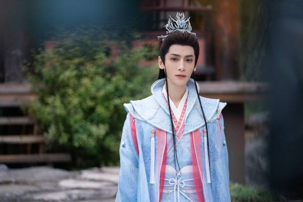 罗云熙第四,朱一龙第三,冠军确实是品质保证_魏大勋_微博_图片