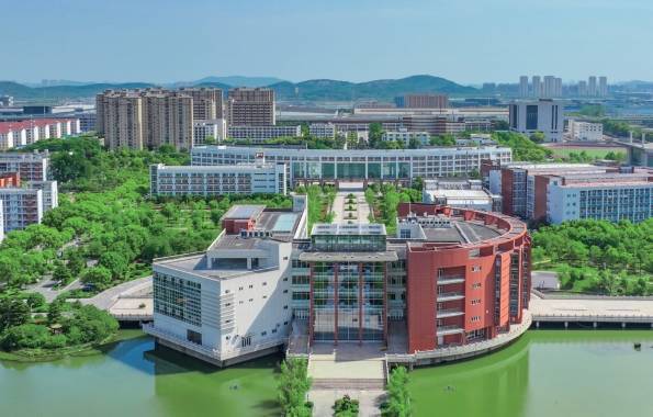 来武汉商学院全日制自考本科助学班