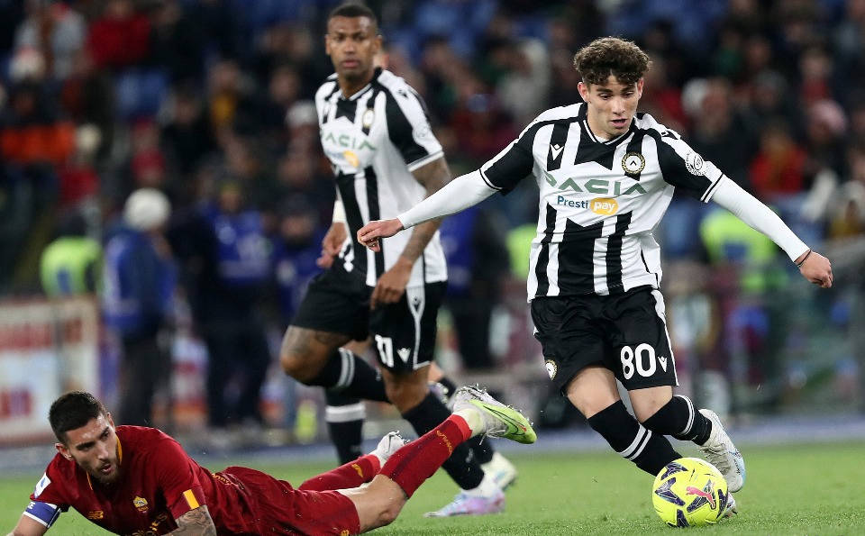 意甲六名球员入选金童奖候选,两位为意大利本土球员_包括_获得了_球星