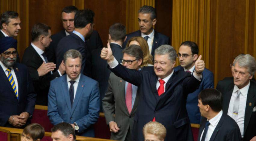 乌克兰前总统被判"叛国罪"?把国家害惨的总统,好日子结束了