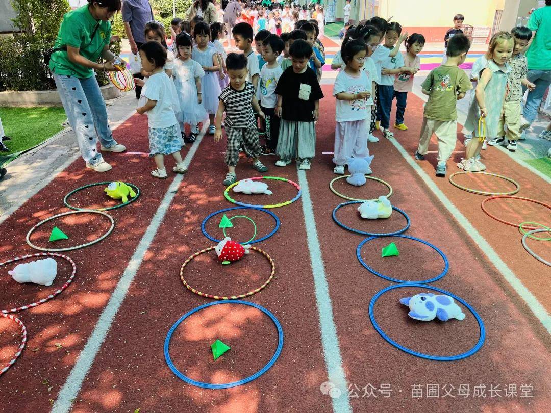 亲子游戏:粽子蹲中班组斗草端午节是我国的传统文化节日,历史悠久