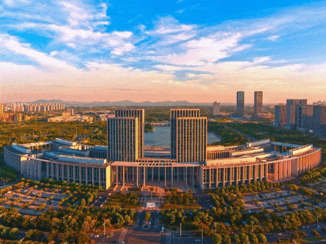 公园:约1000亩的金匮公园,约3000亩的尚贤河湿地公园以及正在规划的