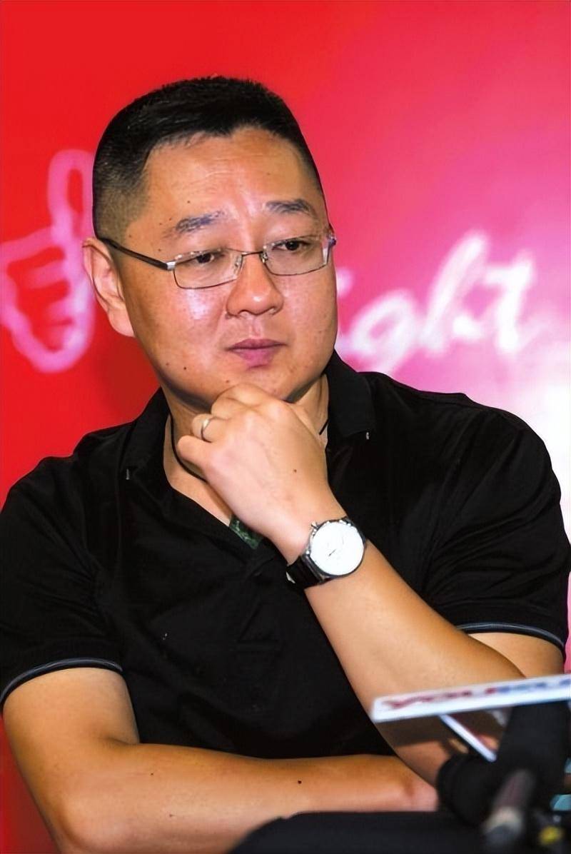 从央视知名主持人,到被网友集体讨厌,张绍刚到底做错了什么