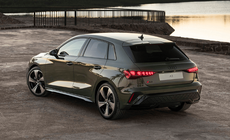 "半价奥迪a3",20.31万降至11万多,内饰获得过沃德十佳