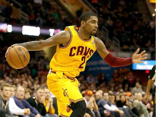 篮球技巧与综合素质:解析欧文和库里的不同魅力