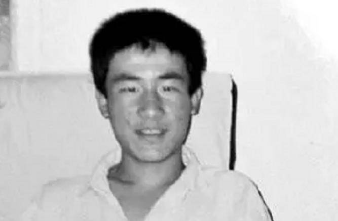 1996年,一名17岁内蒙古小伙被判死刑,9年后,真凶却突然出现_呼格_闫峰