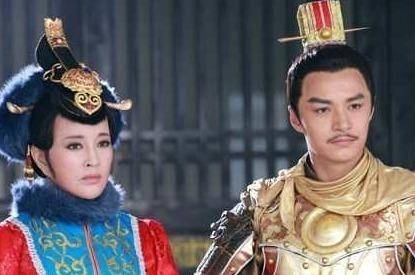 长孙氏非常勤俭节约,性格温和美好,且深明大义,深得下人们的尊敬,生活