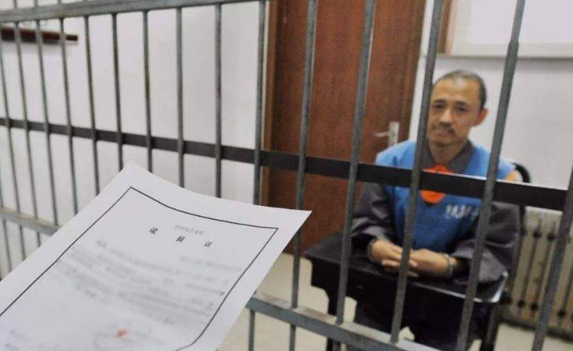 男子入狱13年,还剩15天刑满释放,法官:不好意思,我们抓错人了