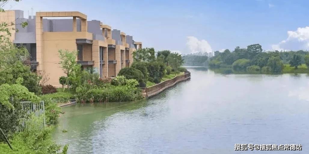 迪茵湖小镇(售楼处)首页网站|迪茵湖小镇售楼中心欢迎您|地址-价格