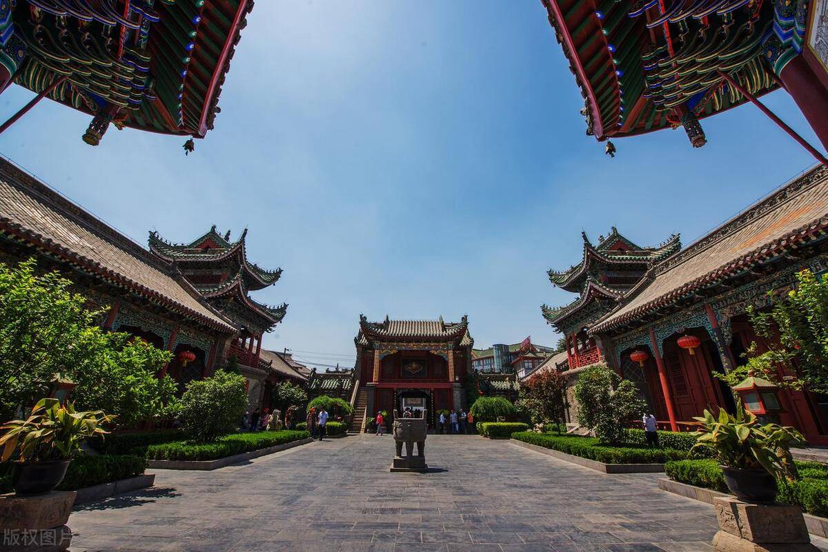 69第七:大宋武侠城大宋武侠城位于河南省开封市,是一座以宋代文化为