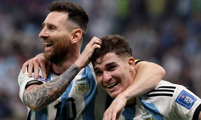 阿尔瓦雷斯离队,曼城无新梅西!转投巴黎:风生水起