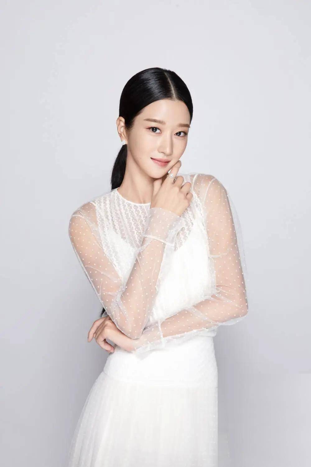 看徐睿知如何用美貌征服世界,女神风采一览无余!