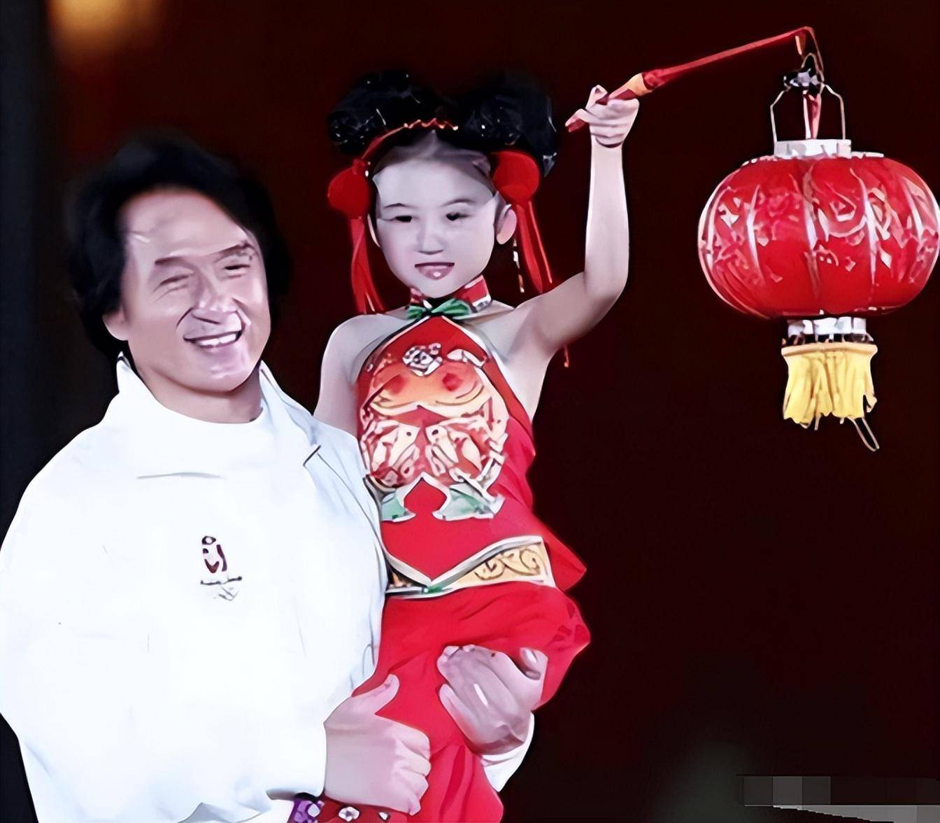 5位绝美童星长大现状:有人等比例长大,有人长残已被骂到退圈!