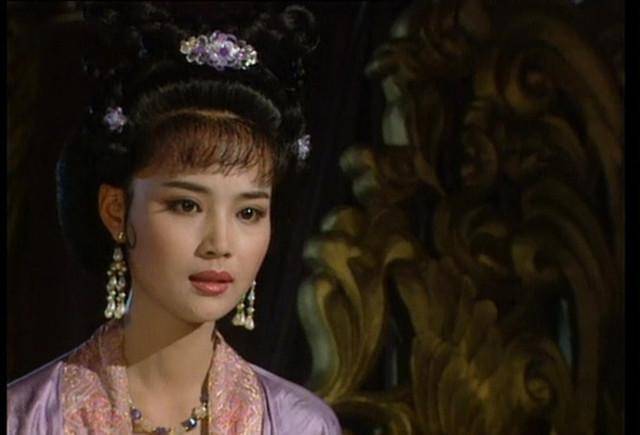 上官婉儿的宫斗戏:不报杀父之仇,反而与武则天平安相处长达27年