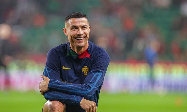 葡萄牙主帅遭记者质疑,如何安排c罗成谜_球员_马丁内斯_拉莫斯