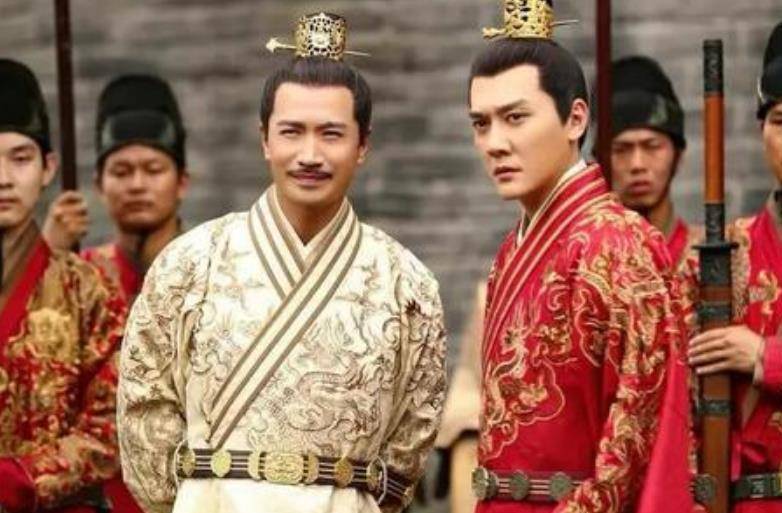 朱棣够出色了,为何许多人却更怀念朱标?你看朱元璋咋评价朱棣的