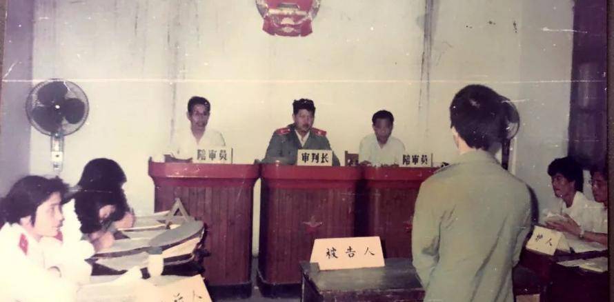 86年男干部因强奸女演员入狱,出狱后当事人下跪致歉:是我诬陷你