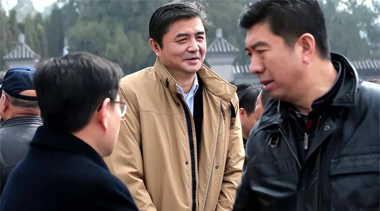 排坛第一飞人:80年代成"国民老公",退役后经商成亿万石油大亨_汪嘉伟