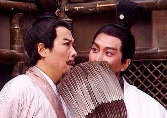 诸葛亮也有"狼顾"之相,为什么没像司马懿一样篡夺皇权_曹操_曹丕_刘备