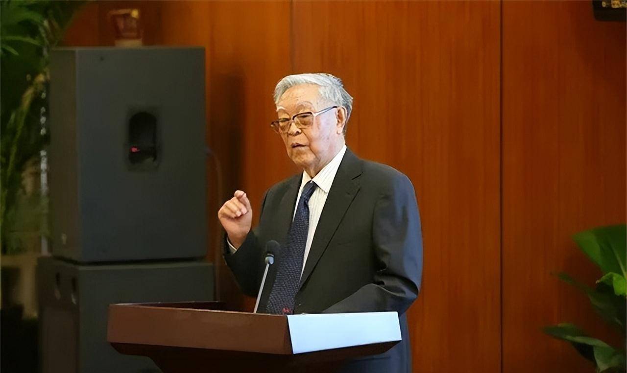 孙燕:89岁院士,研究肿瘤近70年