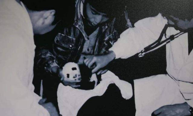 苏琳_露丝·哈克尼斯_中国