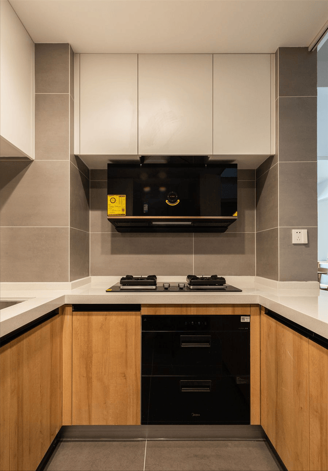 享受我们的日式风格装修,让您每天都能拥有一个美好的开始