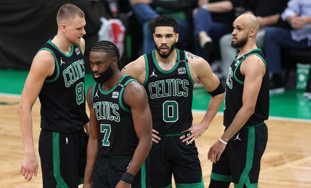 原创            凯尔特人开启历史性连胜，2-0领先总决赛？-01-02凯尔特人阵容