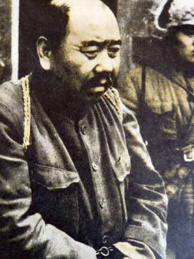 东北巨匪谢文东,曾是抗日英雄,一念之差,终助纣为虐成败类