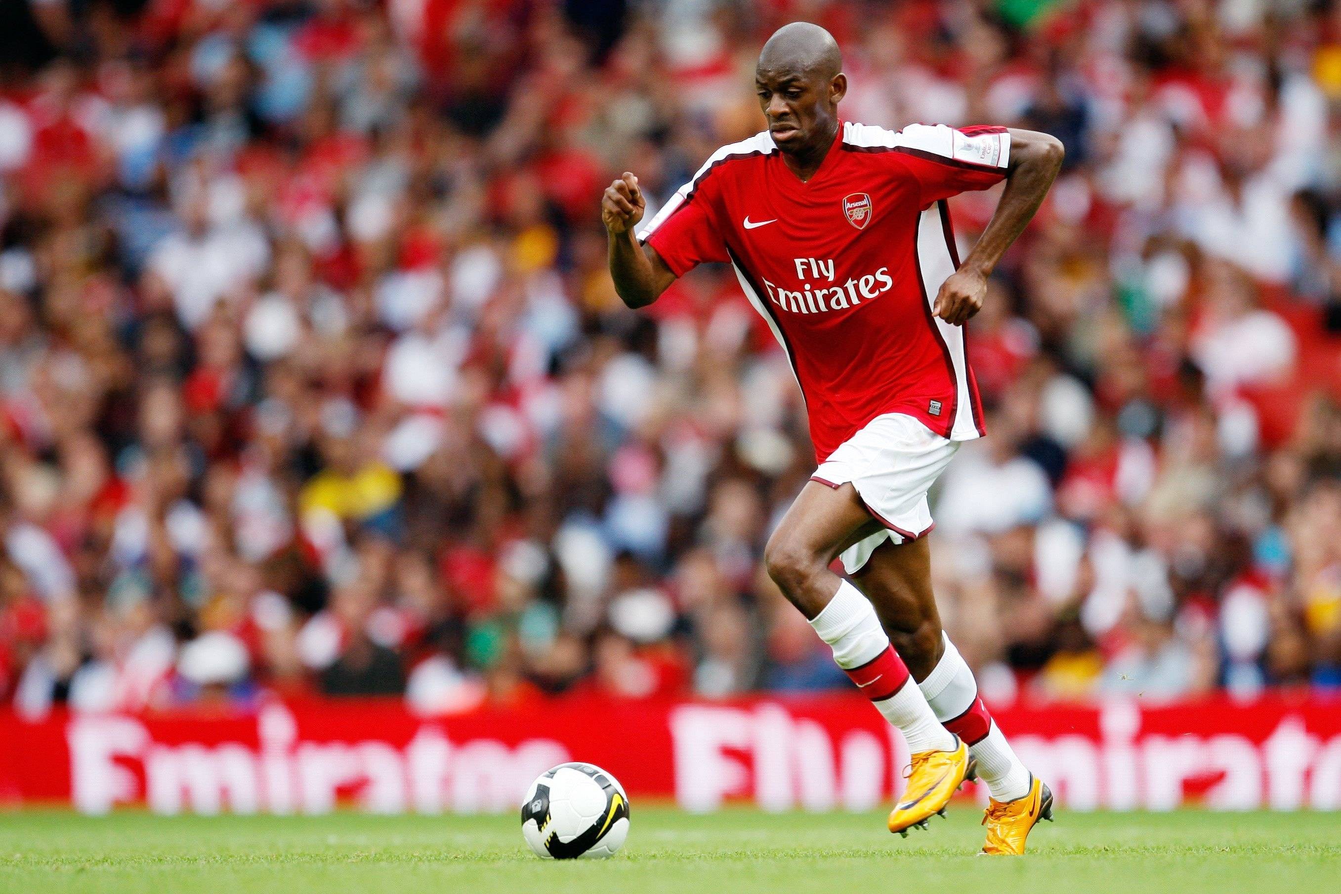 开云报伤病阻碍潜力之星:维埃拉评阿布-迪亚比