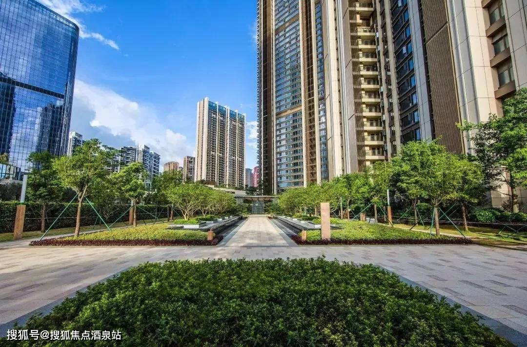 深圳鸿荣源壹方玖誉售楼处电话 →售楼中心→楼盘详情 →24小时热线