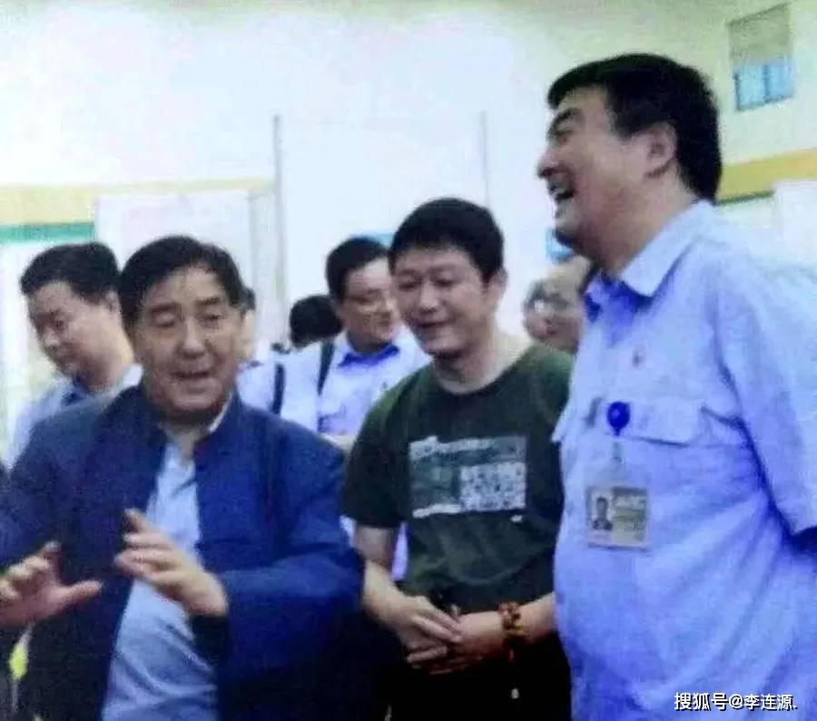 玩泥巴玩成大师的人(上)_泥塑_李俊平_作品