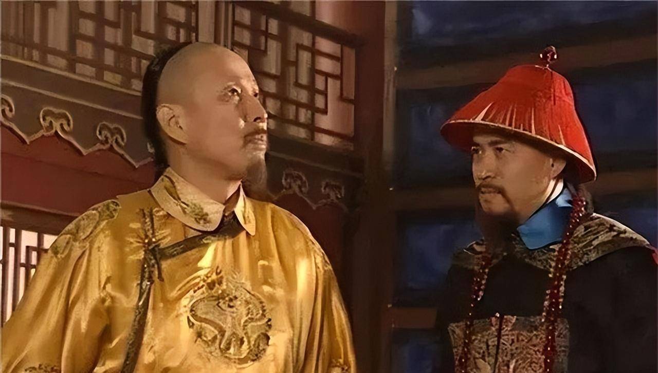 大婚,住在一起3天,孝庄连忙提醒:第4天不能同居了_索尼_赫舍里_玄烨