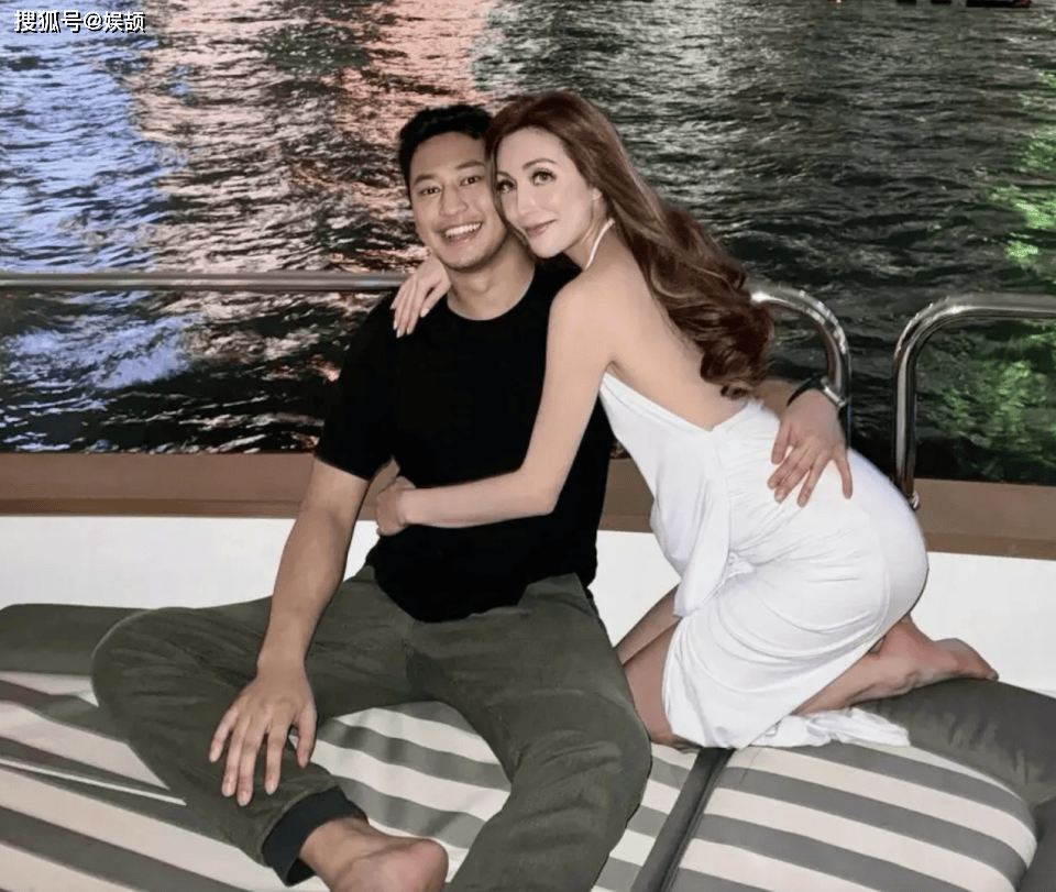 何超欣25岁生日四房4子女罕见合体,何超盈巨型戒惊喜现身