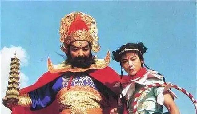 偷吃如来灯油的老鼠精,自称"半截观音",竟还是李靖的女儿?
