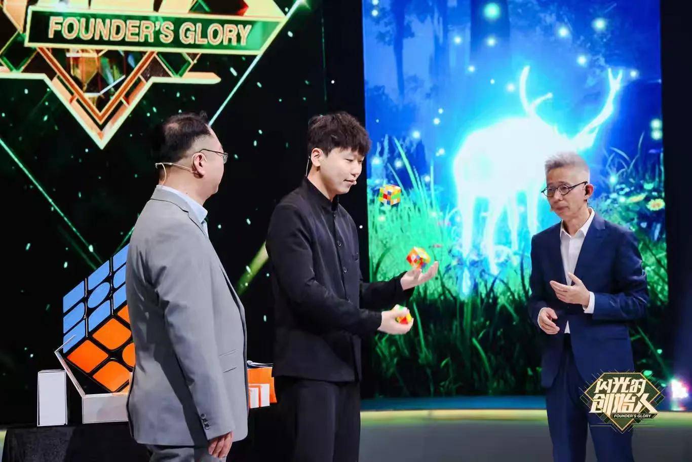 以魔会友 传奇再现 —— 八项吉尼斯世界纪录获得者李志淏现身郑东