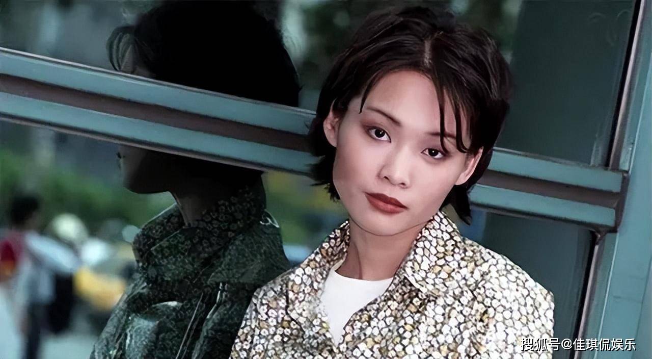 窘况:街头卖唱,精神崩溃,卑微求工作,风光不再_吴莫愁_陈少霞_刘德华