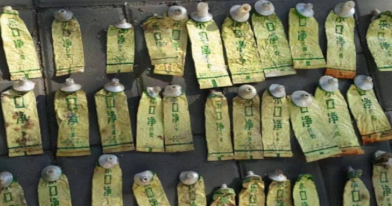 它里头含有金属铝,是跟易拉罐一样具有高回收价值的宝贝