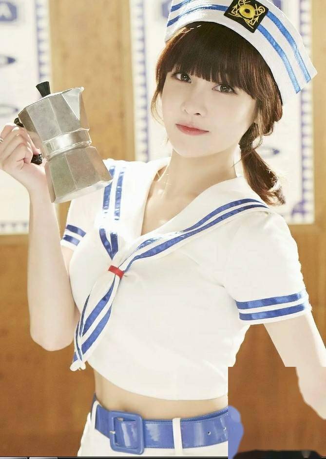 全宝蓝43岁生日派对现场曝光,性感写真引爆全场,这谁顶得住!