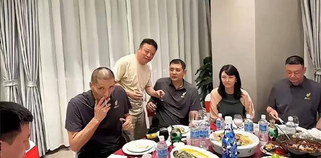 朱荣振的辗转人生,巩晓彬与蒋兴权携手为中国篮球贡献力量