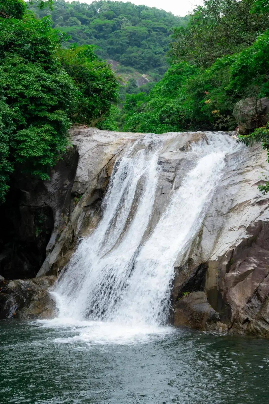 罗浮山瀑布图片图片