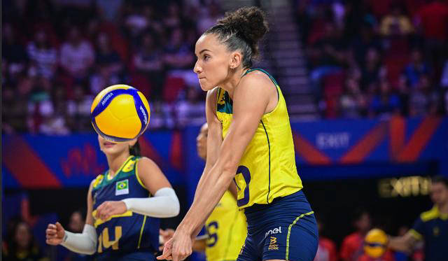 巴西女排3-1逆转战胜波兰,加比轰24分领先九连胜