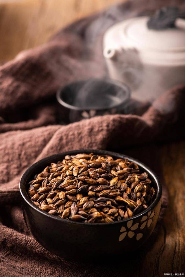 胃不舒服来"饮茶",推荐几种对胃有好处的茶