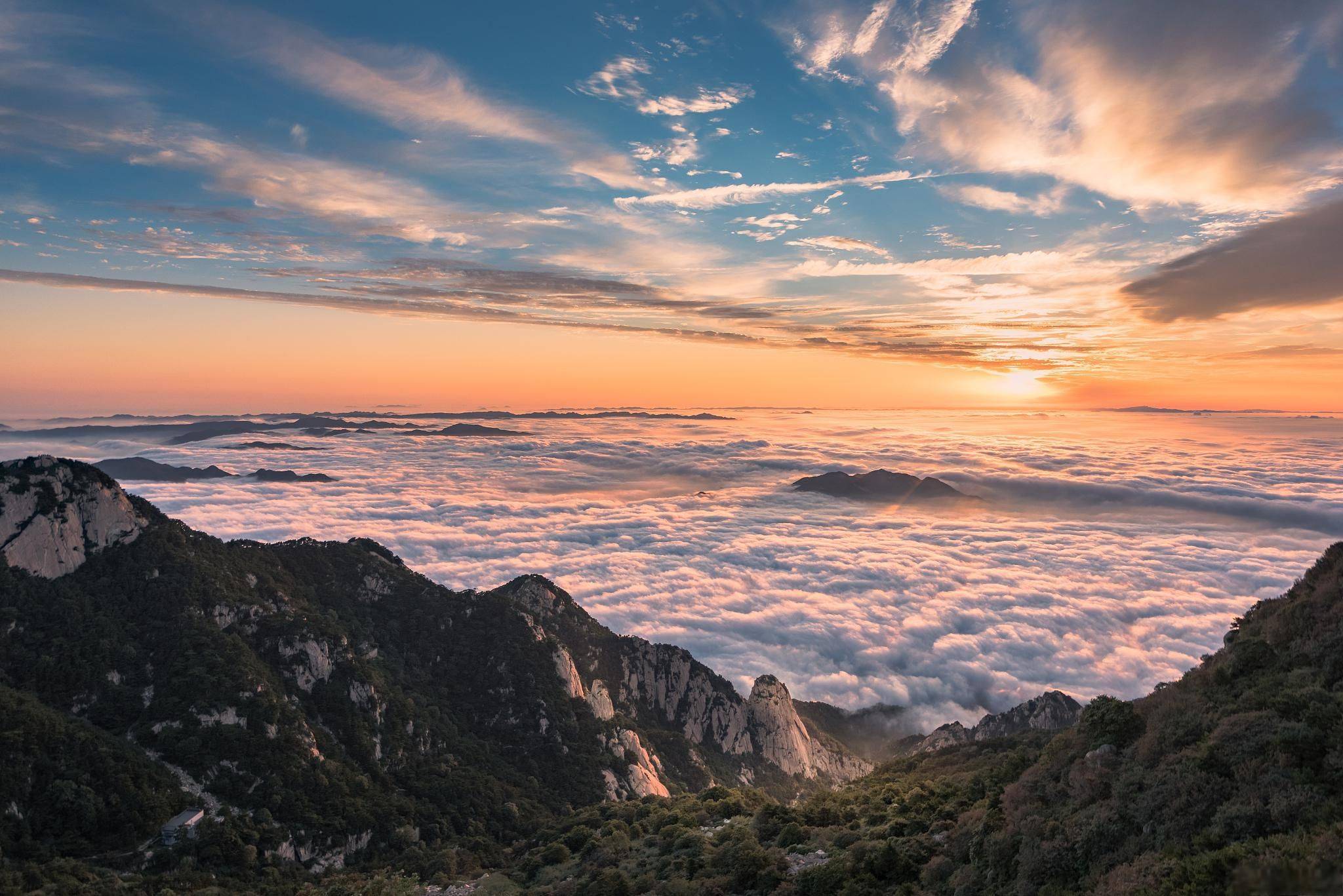   登泰山观世界——心灵的洗礼