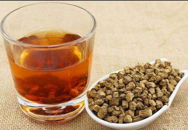 农村的野草,却是护肝的"宝",每天吃一点,肝病不来找