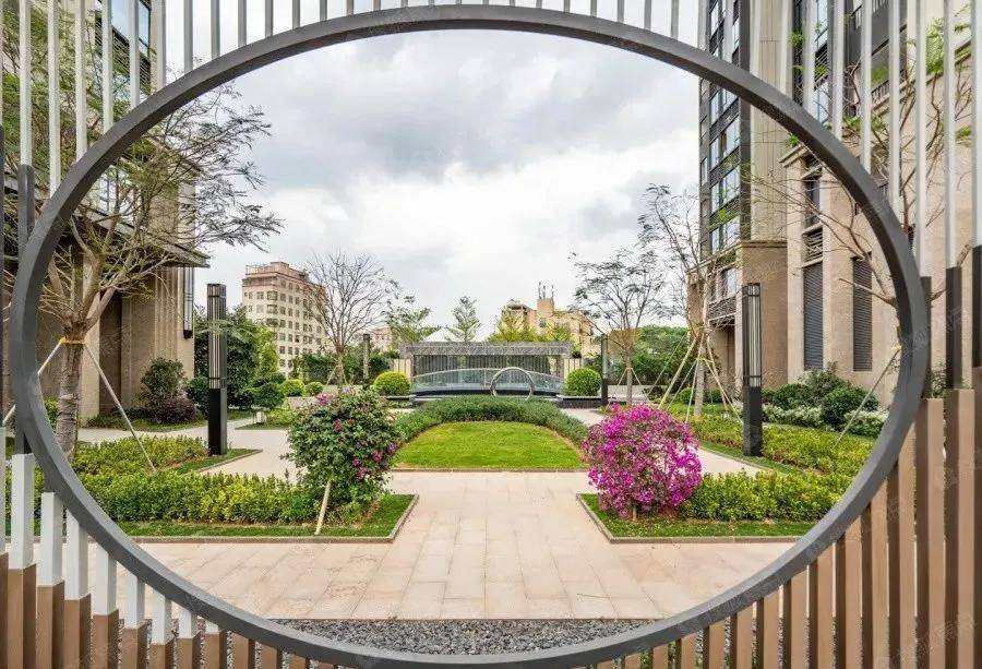 【深圳】山水华庭售楼处电话→售楼处首页网站→楼盘百科详情→24小时