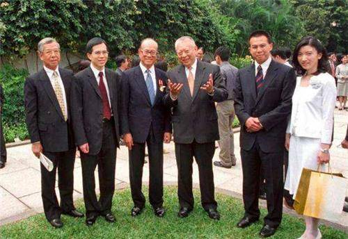 结果连毕业证都没拿到_李嘉诚_李泽楷_李泽钜