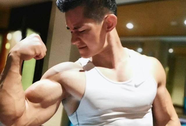 "中华虎"杨建平:揽获了无数拳击冠军,貌美妻子神似林志玲